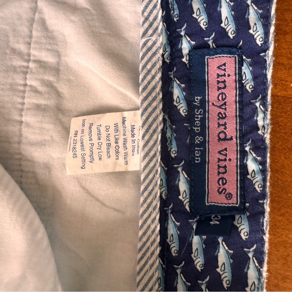 Vineyard Vines Mens Navy Pinstripe Club Shorts SIZE 34 - Picture 4 of 4
